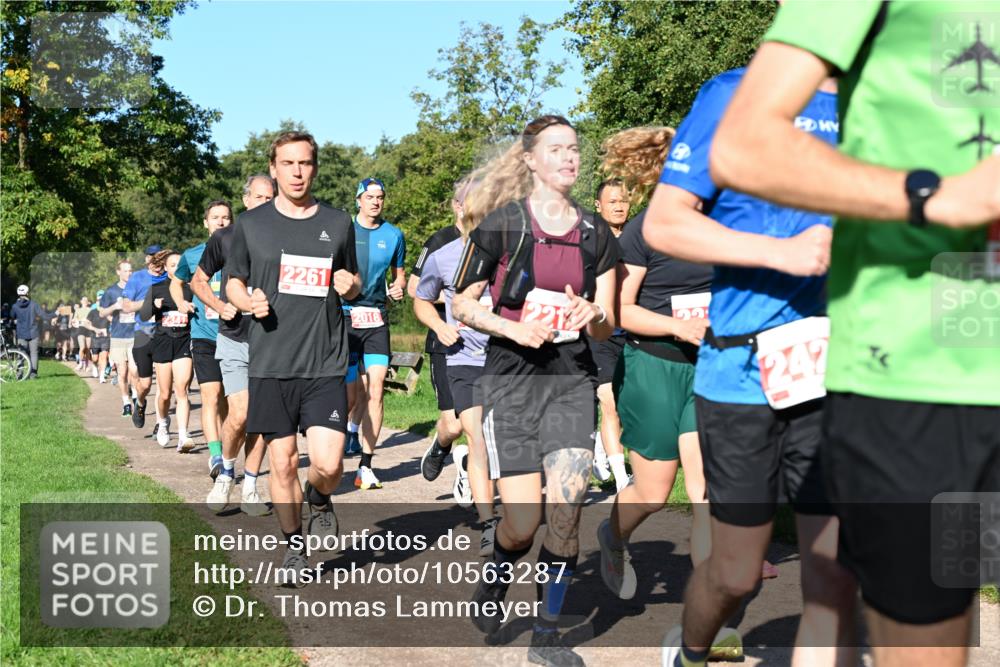 27.09.2026 - 35. Volkslauf durch das schöne Alstertal Dr. Thomas Lammeyer http://msf.ph/oto/10563287 27.09.2026 10:26:27 Laufen 2261, 2018, 5, 247 meine-sportfotos.de