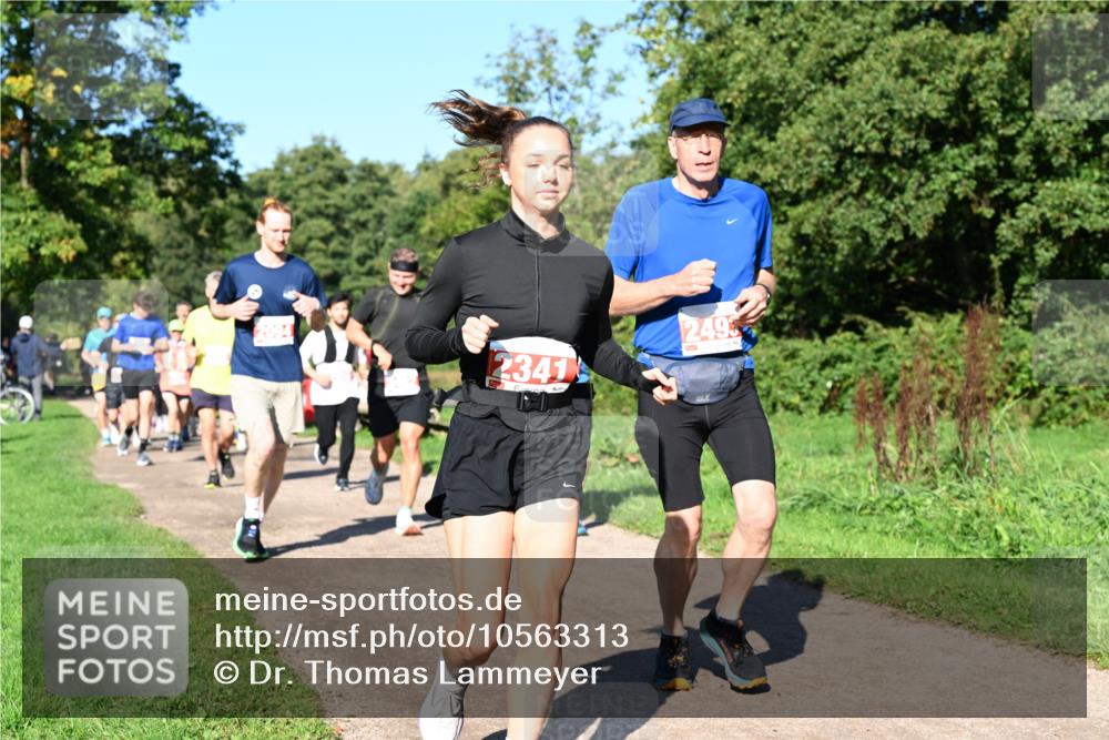 27.09.2026 - 35. Volkslauf durch das schöne Alstertal Dr. Thomas Lammeyer http://msf.ph/oto/10563313 27.09.2026 10:26:31 Laufen 2495, 2341 meine-sportfotos.de