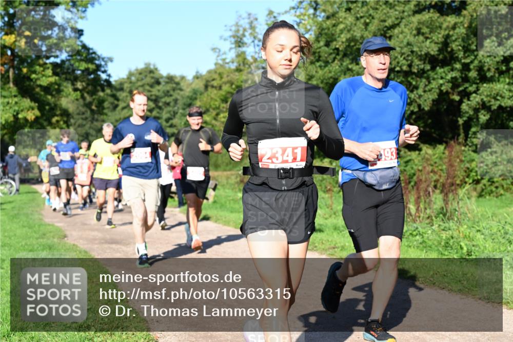 27.09.2026 - 35. Volkslauf durch das schöne Alstertal Dr. Thomas Lammeyer http://msf.ph/oto/10563315 27.09.2026 10:26:32 Laufen 71, 2341, 193 meine-sportfotos.de