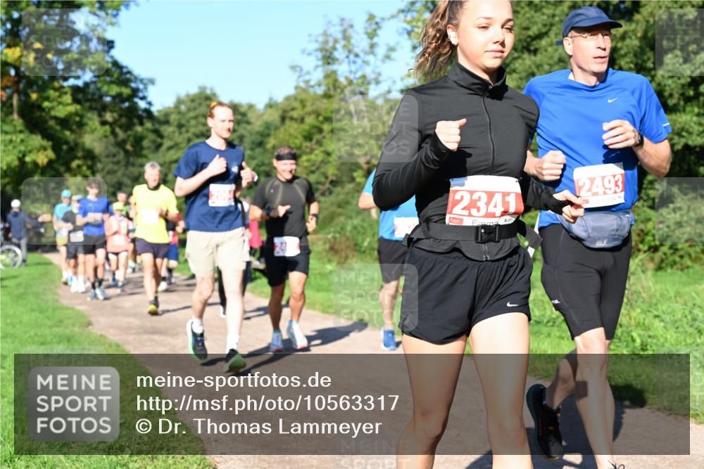 27.09.2026 - 35. Volkslauf durch das schöne Alstertal Dr. Thomas Lammeyer http://msf.ph/oto/10563317 27.09.2026 10:26:32 Laufen 2493, 2341 meine-sportfotos.de