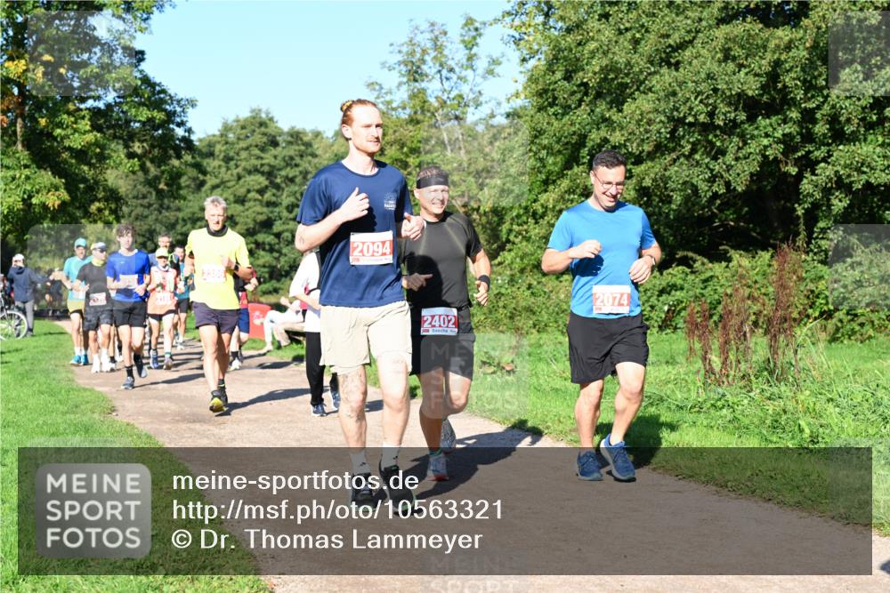 27.09.2026 - 35. Volkslauf durch das schöne Alstertal Dr. Thomas Lammeyer http://msf.ph/oto/10563321 27.09.2026 10:26:32 Laufen 2094, 2402, 2074 meine-sportfotos.de