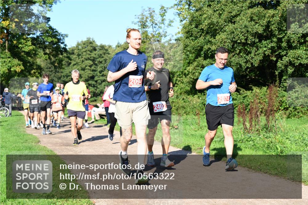 27.09.2026 - 35. Volkslauf durch das schöne Alstertal Dr. Thomas Lammeyer http://msf.ph/oto/10563322 27.09.2026 10:26:33 Laufen 2094, 2402, 2074 meine-sportfotos.de