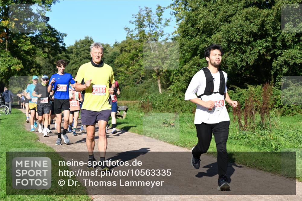 27.09.2026 - 35. Volkslauf durch das schöne Alstertal Dr. Thomas Lammeyer http://msf.ph/oto/10563335 27.09.2026 10:26:35 Laufen 2025, 70, 338, 2169, 2386, 56 meine-sportfotos.de