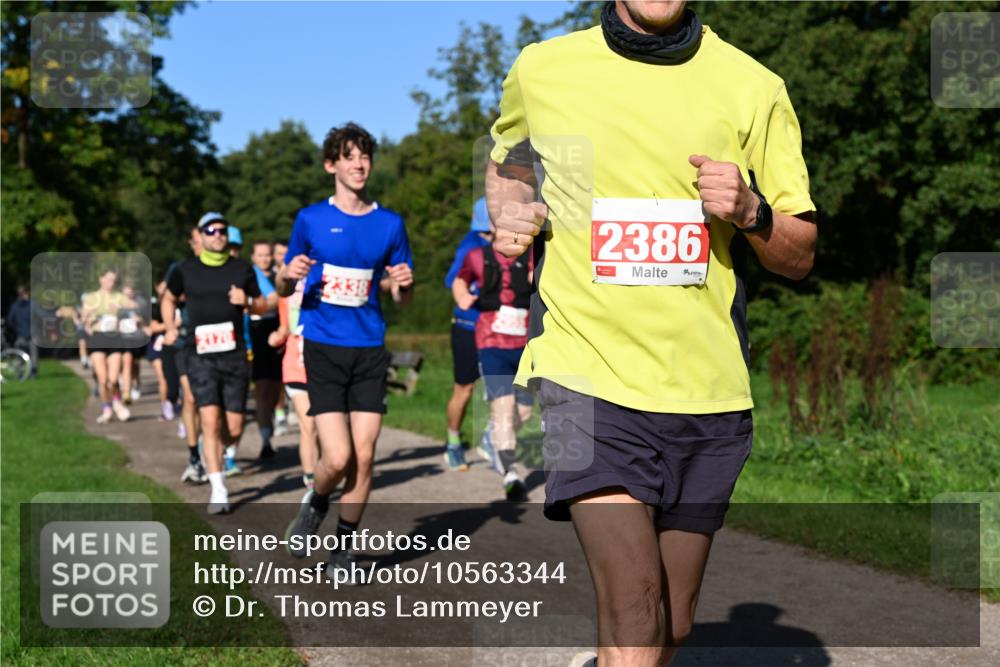 27.09.2026 - 35. Volkslauf durch das schöne Alstertal Dr. Thomas Lammeyer http://msf.ph/oto/10563344 27.09.2026 10:26:37 Laufen 2338, 2386 meine-sportfotos.de