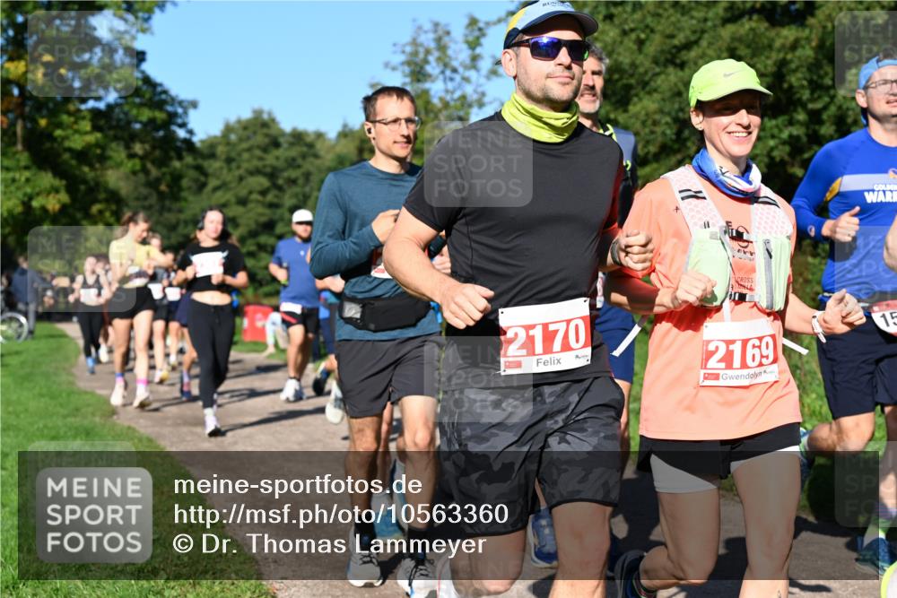 27.09.2026 - 35. Volkslauf durch das schöne Alstertal Dr. Thomas Lammeyer http://msf.ph/oto/10563360 27.09.2026 10:26:39 Laufen 2170, 2169, 15 meine-sportfotos.de