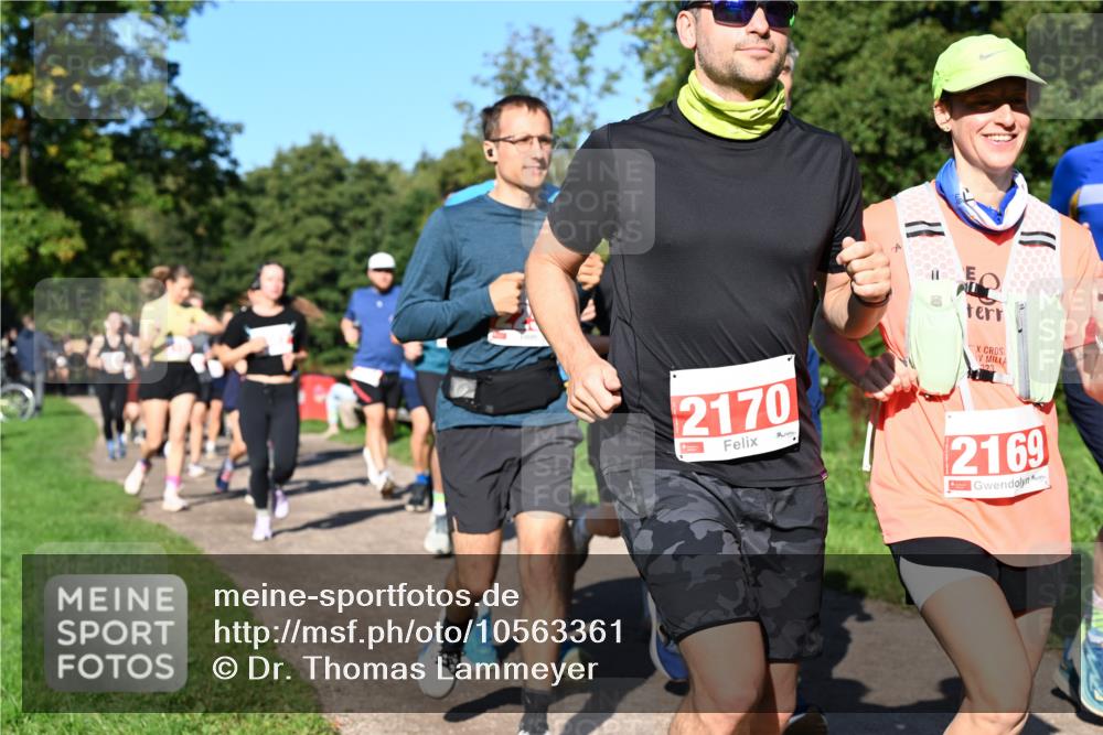 27.09.2026 - 35. Volkslauf durch das schöne Alstertal Dr. Thomas Lammeyer http://msf.ph/oto/10563361 27.09.2026 10:26:39 Laufen 2170, 23, 2169 meine-sportfotos.de