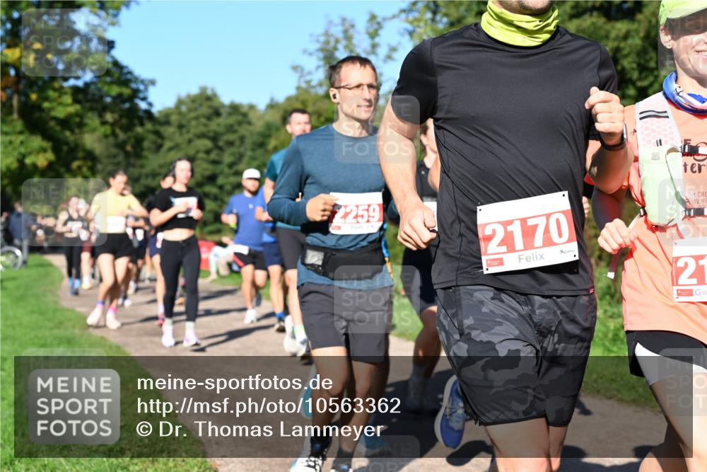 27.09.2026 - 35. Volkslauf durch das schöne Alstertal Dr. Thomas Lammeyer http://msf.ph/oto/10563362 27.09.2026 10:26:39 Laufen 2259, 2170, 21 meine-sportfotos.de