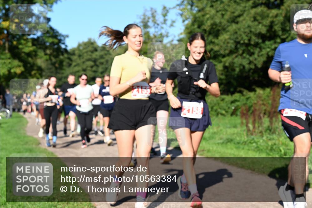 27.09.2026 - 35. Volkslauf durch das schöne Alstertal Dr. Thomas Lammeyer http://msf.ph/oto/10563384 27.09.2026 10:26:43 Laufen  meine-sportfotos.de
