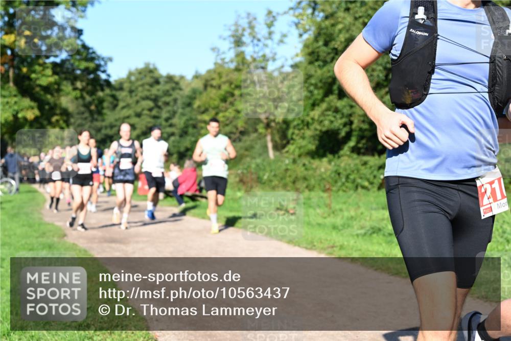 27.09.2026 - 35. Volkslauf durch das schöne Alstertal Dr. Thomas Lammeyer http://msf.ph/oto/10563437 27.09.2026 10:26:52 Laufen 21 meine-sportfotos.de