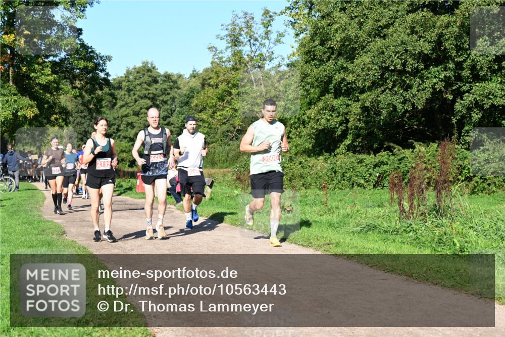27.09.2026 - 35. Volkslauf durch das schöne Alstertal Dr. Thomas Lammeyer http://msf.ph/oto/10563443 27.09.2026 10:26:53 Laufen 2199, 343, 2398, 2000 meine-sportfotos.de