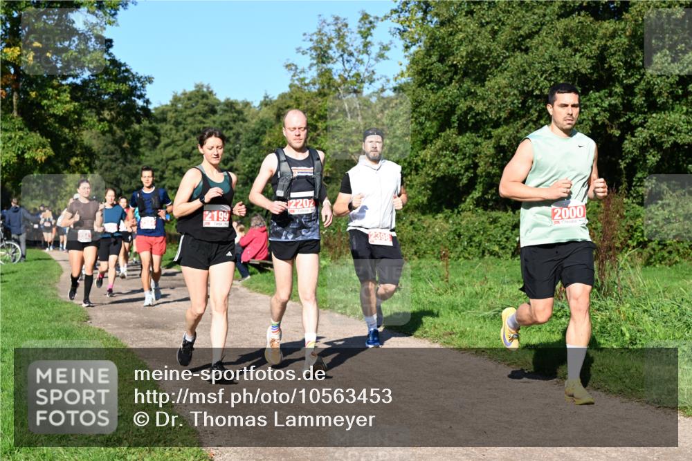 27.09.2026 - 35. Volkslauf durch das schöne Alstertal Dr. Thomas Lammeyer http://msf.ph/oto/10563453 27.09.2026 10:26:55 Laufen 2199, 2202, 2398, 2000 meine-sportfotos.de