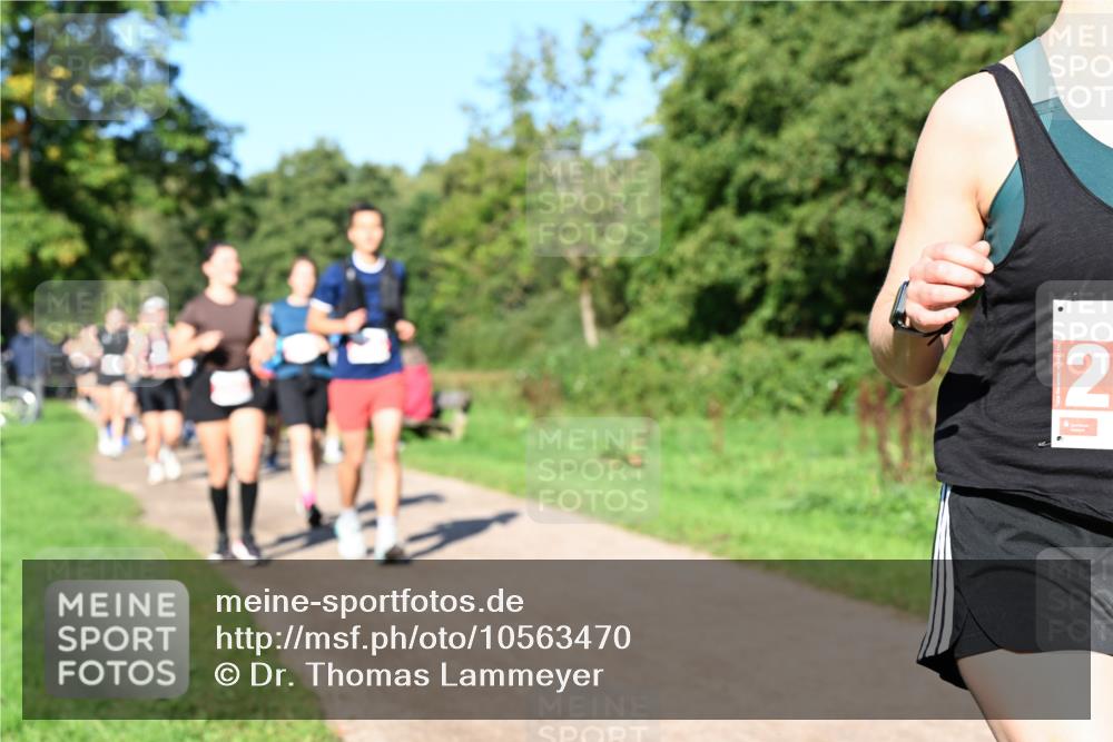 27.09.2026 - 35. Volkslauf durch das schöne Alstertal Dr. Thomas Lammeyer http://msf.ph/oto/10563470 27.09.2026 10:26:57 Laufen 2 meine-sportfotos.de