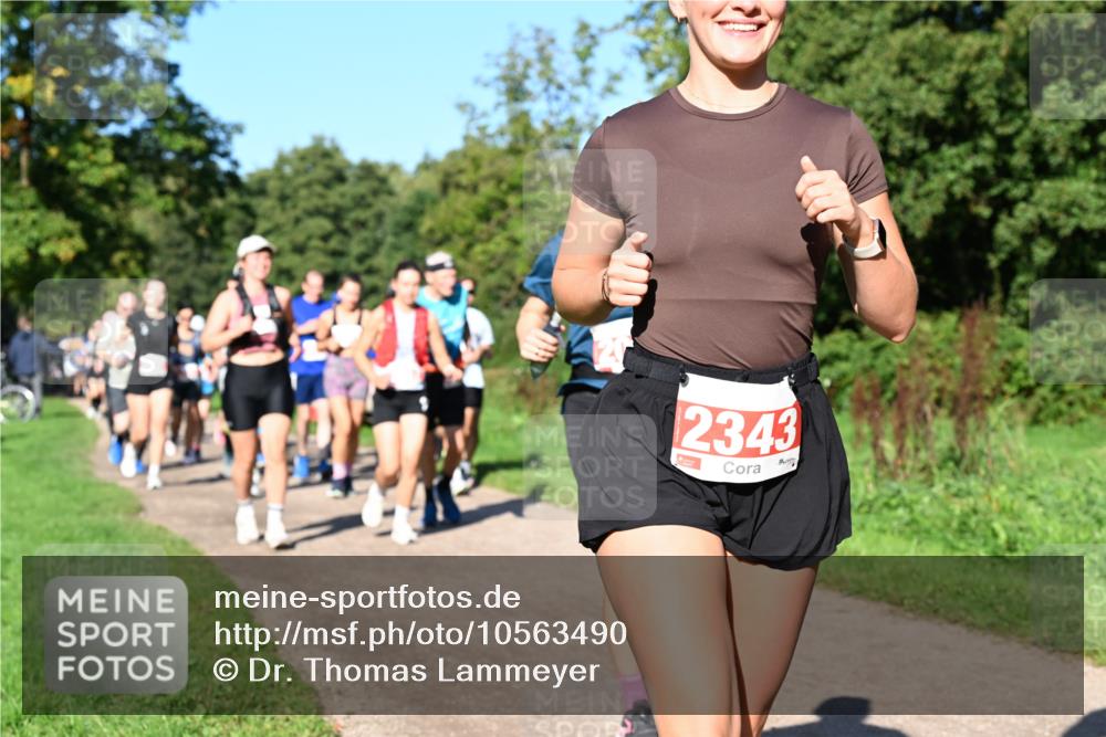 27.09.2026 - 35. Volkslauf durch das schöne Alstertal Dr. Thomas Lammeyer http://msf.ph/oto/10563490 27.09.2026 10:27:00 Laufen 2343 meine-sportfotos.de