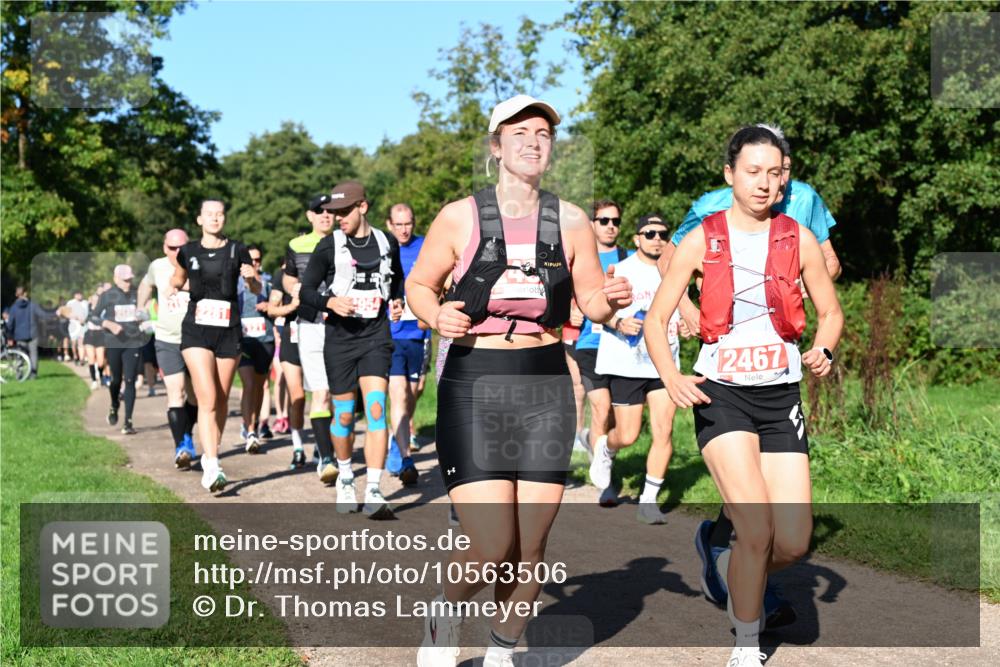 27.09.2026 - 35. Volkslauf durch das schöne Alstertal Dr. Thomas Lammeyer http://msf.ph/oto/10563506 27.09.2026 10:27:03 Laufen 2281, 12467 meine-sportfotos.de