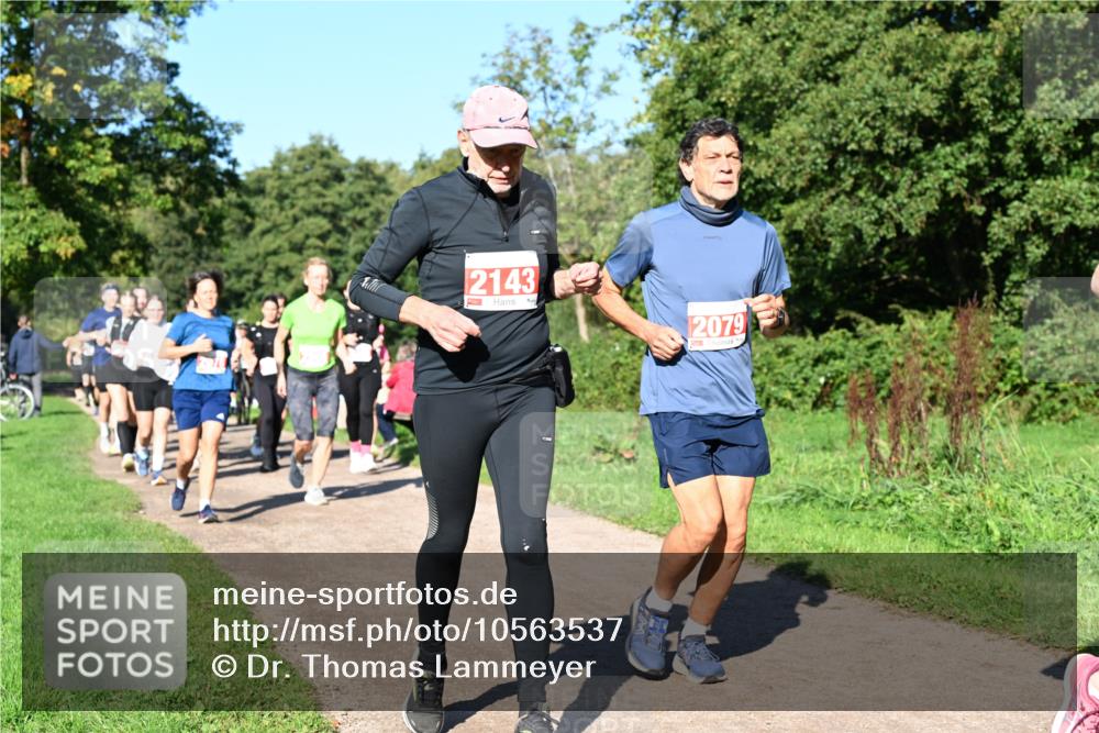 27.09.2026 - 35. Volkslauf durch das schöne Alstertal Dr. Thomas Lammeyer http://msf.ph/oto/10563537 27.09.2026 10:27:08 Laufen 2143, 2079 meine-sportfotos.de