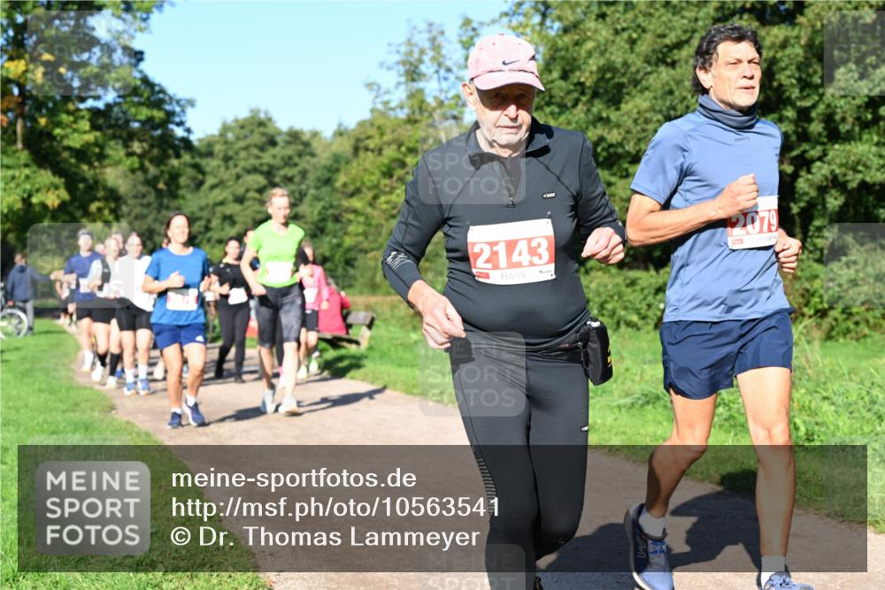 27.09.2026 - 35. Volkslauf durch das schöne Alstertal Dr. Thomas Lammeyer http://msf.ph/oto/10563541 27.09.2026 10:27:09 Laufen 2143, 2079 meine-sportfotos.de