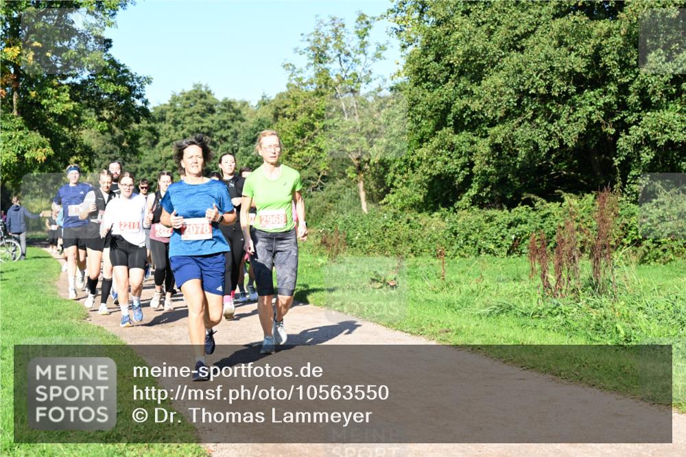 27.09.2026 - 35. Volkslauf durch das schöne Alstertal Dr. Thomas Lammeyer http://msf.ph/oto/10563550 27.09.2026 10:27:10 Laufen 2968, 2219, 2212078 meine-sportfotos.de