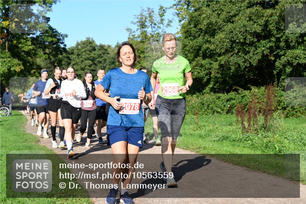 27.09.2026 - 35. Volkslauf durch das schöne Alstertal Dr. Thomas Lammeyer http://msf.ph/oto/10563559 27.09.2026 10:27:12 Laufen 10, 2078, 2968 meine-sportfotos.de