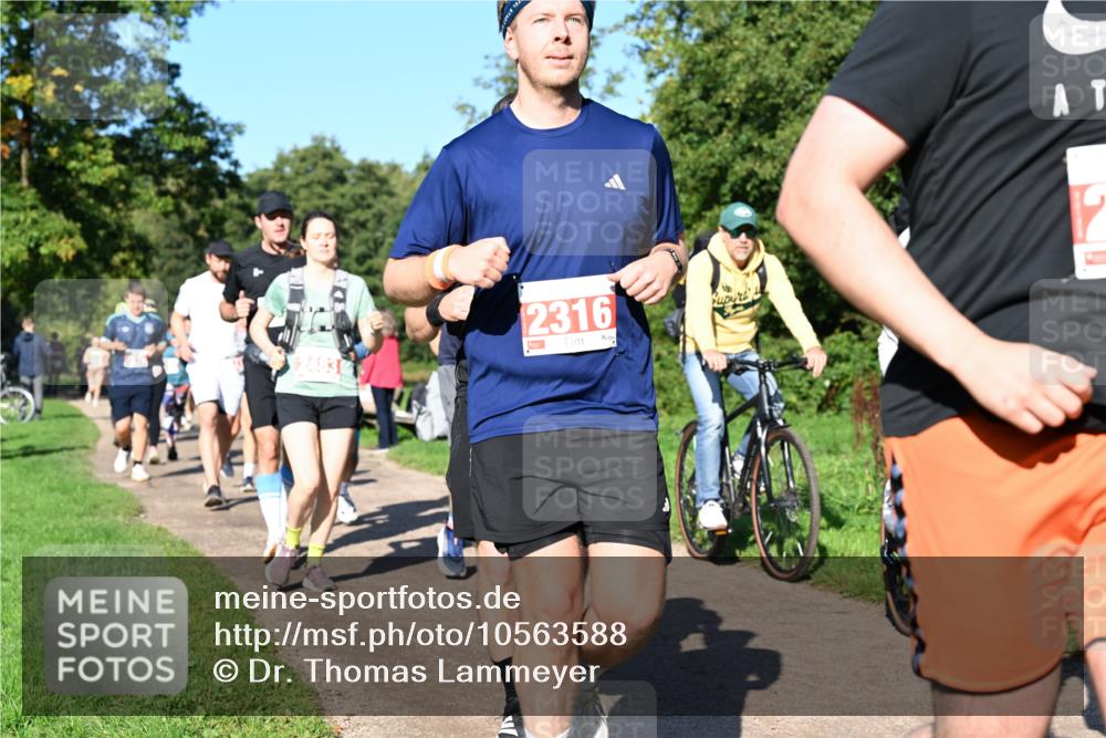 27.09.2026 - 35. Volkslauf durch das schöne Alstertal Dr. Thomas Lammeyer http://msf.ph/oto/10563588 27.09.2026 10:27:17 Laufen 2483, 2316 meine-sportfotos.de