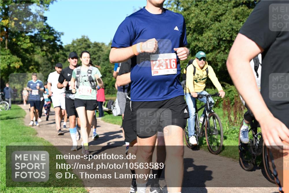 27.09.2026 - 35. Volkslauf durch das schöne Alstertal Dr. Thomas Lammeyer http://msf.ph/oto/10563589 27.09.2026 10:27:17 Laufen 2316 meine-sportfotos.de
