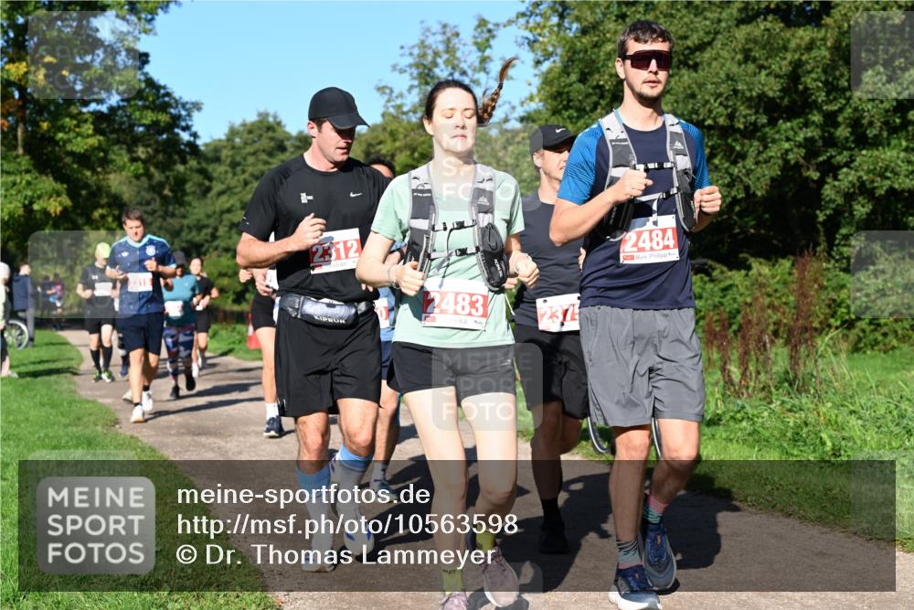 27.09.2026 - 35. Volkslauf durch das schöne Alstertal Dr. Thomas Lammeyer http://msf.ph/oto/10563598 27.09.2026 10:27:18 Laufen  meine-sportfotos.de