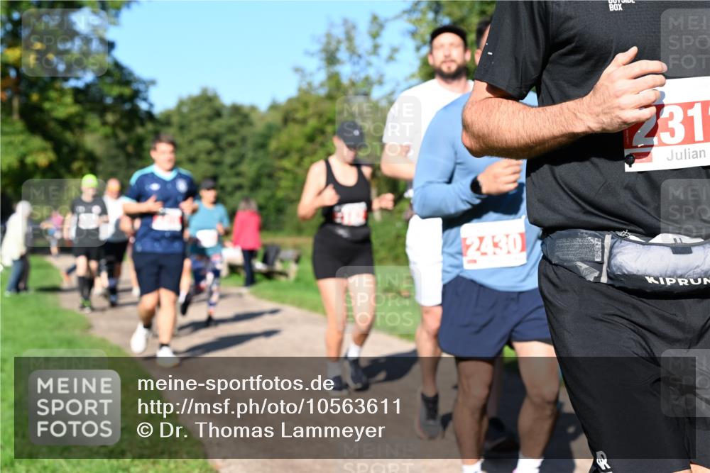 27.09.2026 - 35. Volkslauf durch das schöne Alstertal Dr. Thomas Lammeyer http://msf.ph/oto/10563611 27.09.2026 10:27:20 Laufen 231, 2430 meine-sportfotos.de