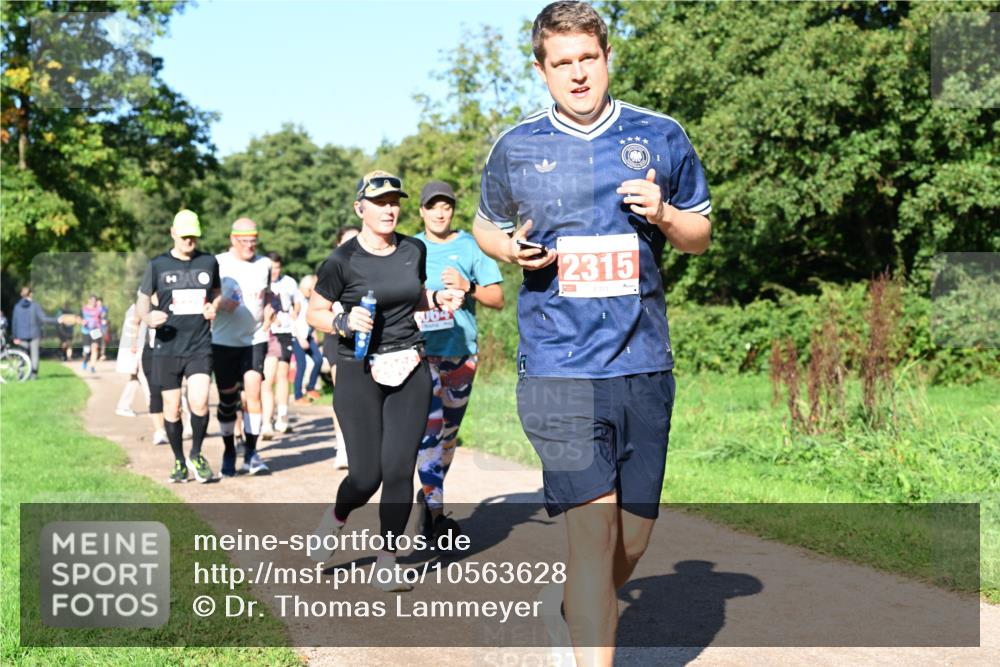 27.09.2026 - 35. Volkslauf durch das schöne Alstertal Dr. Thomas Lammeyer http://msf.ph/oto/10563628 27.09.2026 10:27:23 Laufen 2315 meine-sportfotos.de