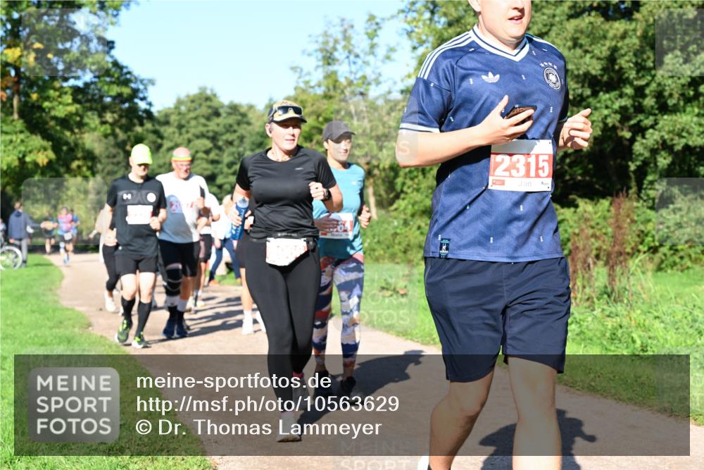 27.09.2026 - 35. Volkslauf durch das schöne Alstertal Dr. Thomas Lammeyer http://msf.ph/oto/10563629 27.09.2026 10:27:23 Laufen 2315 meine-sportfotos.de