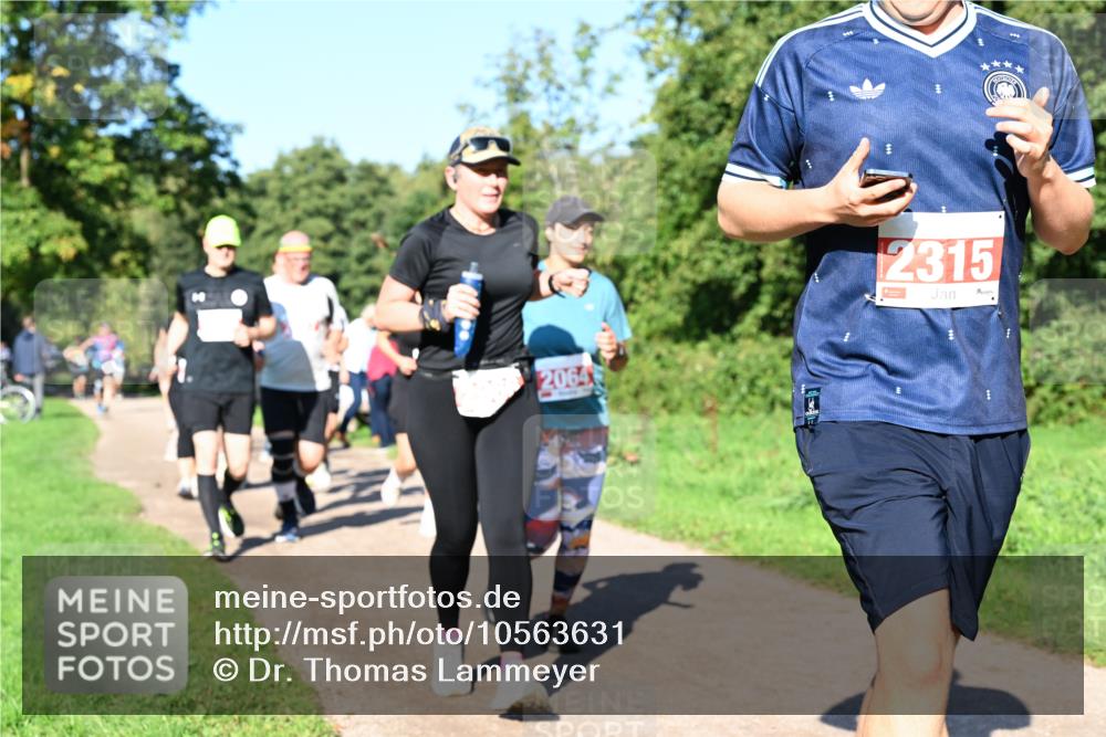 27.09.2026 - 35. Volkslauf durch das schöne Alstertal Dr. Thomas Lammeyer http://msf.ph/oto/10563631 27.09.2026 10:27:23 Laufen 2064, 2315 meine-sportfotos.de