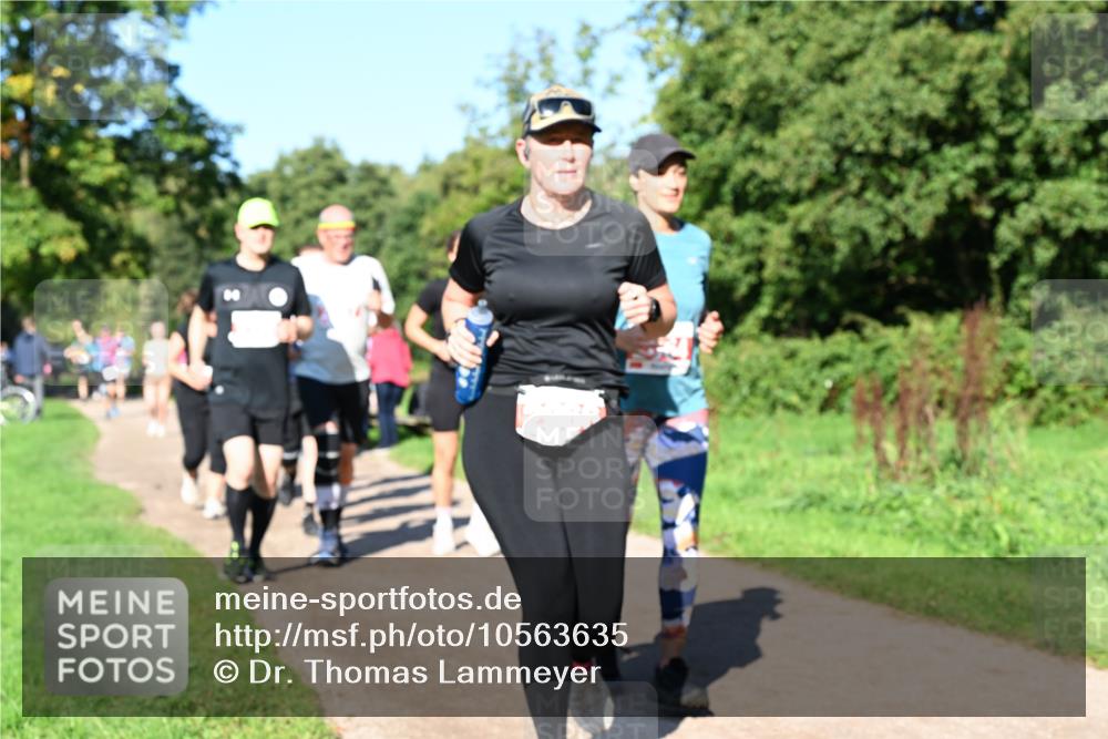 27.09.2026 - 35. Volkslauf durch das schöne Alstertal Dr. Thomas Lammeyer http://msf.ph/oto/10563635 27.09.2026 10:27:24 Laufen  meine-sportfotos.de