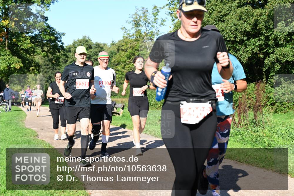 27.09.2026 - 35. Volkslauf durch das schöne Alstertal Dr. Thomas Lammeyer http://msf.ph/oto/10563638 27.09.2026 10:27:25 Laufen 2187, 2320, 2037, 57, 203 meine-sportfotos.de