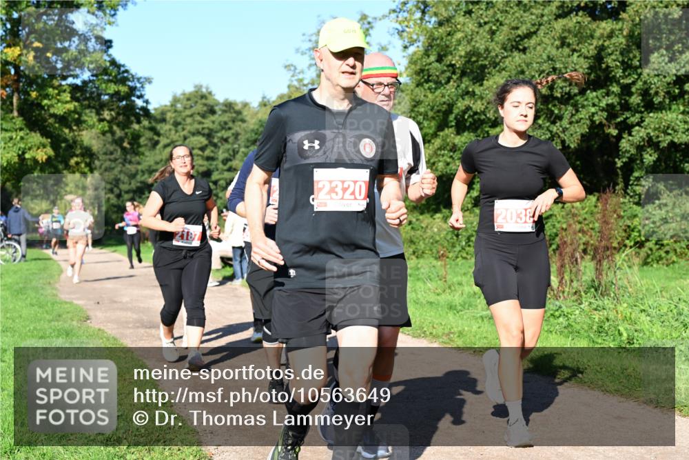 27.09.2026 - 35. Volkslauf durch das schöne Alstertal Dr. Thomas Lammeyer http://msf.ph/oto/10563649 27.09.2026 10:27:26 Laufen 2320, 2038 meine-sportfotos.de