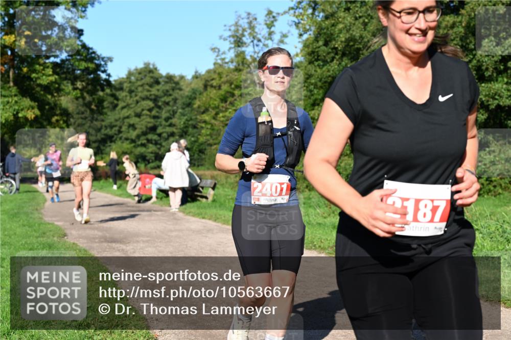 27.09.2026 - 35. Volkslauf durch das schöne Alstertal Dr. Thomas Lammeyer http://msf.ph/oto/10563667 27.09.2026 10:27:29 Laufen 2401, 187 meine-sportfotos.de