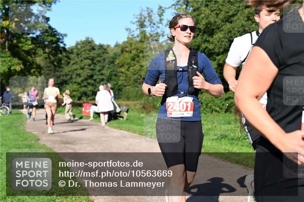 27.09.2026 - 35. Volkslauf durch das schöne Alstertal Dr. Thomas Lammeyer http://msf.ph/oto/10563669 27.09.2026 10:27:29 Laufen 2401 meine-sportfotos.de