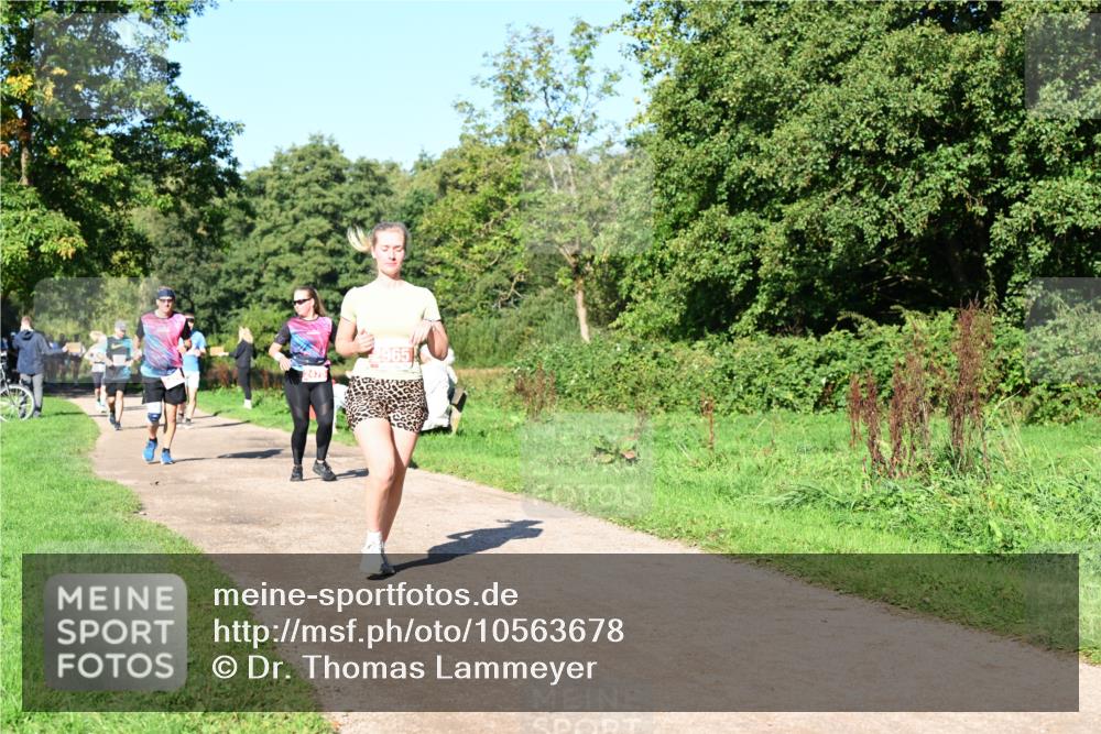 27.09.2026 - 35. Volkslauf durch das schöne Alstertal Dr. Thomas Lammeyer http://msf.ph/oto/10563678 27.09.2026 10:27:32 Laufen 2475, 2965 meine-sportfotos.de