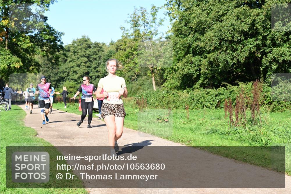 27.09.2026 - 35. Volkslauf durch das schöne Alstertal Dr. Thomas Lammeyer http://msf.ph/oto/10563680 27.09.2026 10:27:32 Laufen 2965, 2475 meine-sportfotos.de