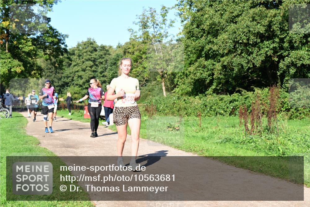 27.09.2026 - 35. Volkslauf durch das schöne Alstertal Dr. Thomas Lammeyer http://msf.ph/oto/10563681 27.09.2026 10:27:32 Laufen  meine-sportfotos.de