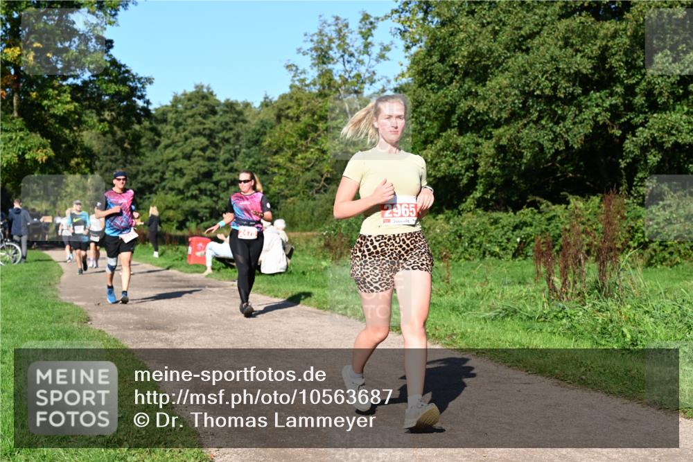 27.09.2026 - 35. Volkslauf durch das schöne Alstertal Dr. Thomas Lammeyer http://msf.ph/oto/10563687 27.09.2026 10:27:33 Laufen 2475, 2965 meine-sportfotos.de