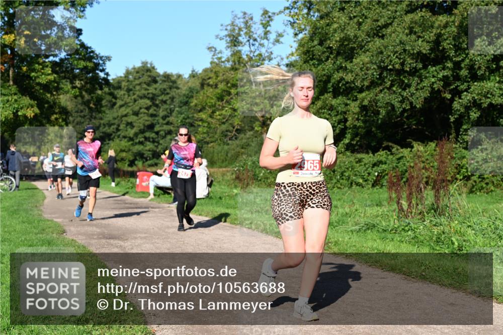 27.09.2026 - 35. Volkslauf durch das schöne Alstertal Dr. Thomas Lammeyer http://msf.ph/oto/10563688 27.09.2026 10:27:33 Laufen 2965 meine-sportfotos.de
