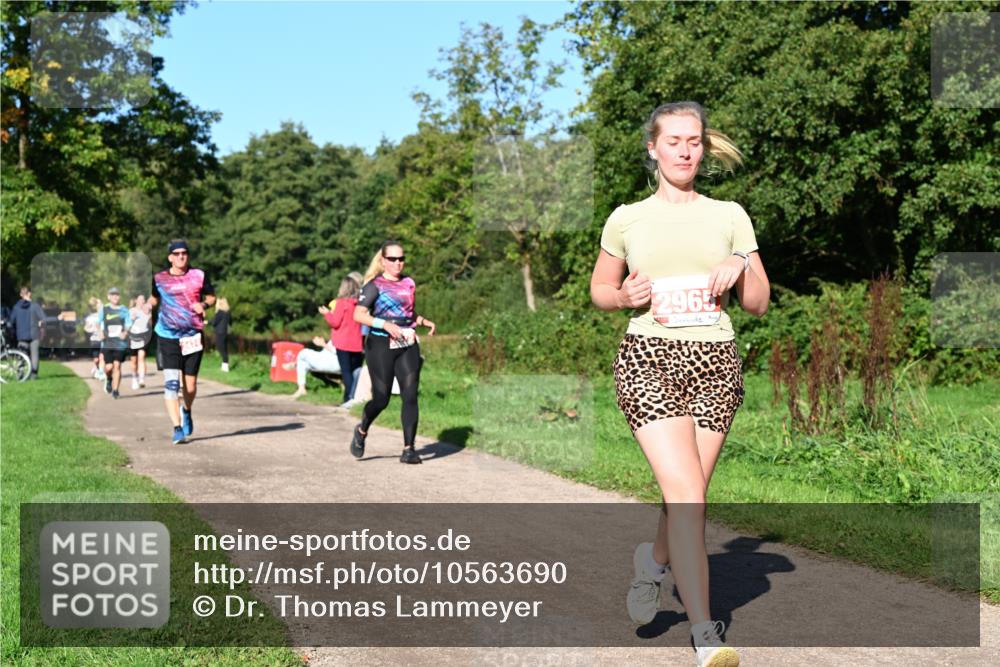 27.09.2026 - 35. Volkslauf durch das schöne Alstertal Dr. Thomas Lammeyer http://msf.ph/oto/10563690 27.09.2026 10:27:34 Laufen 2965 meine-sportfotos.de