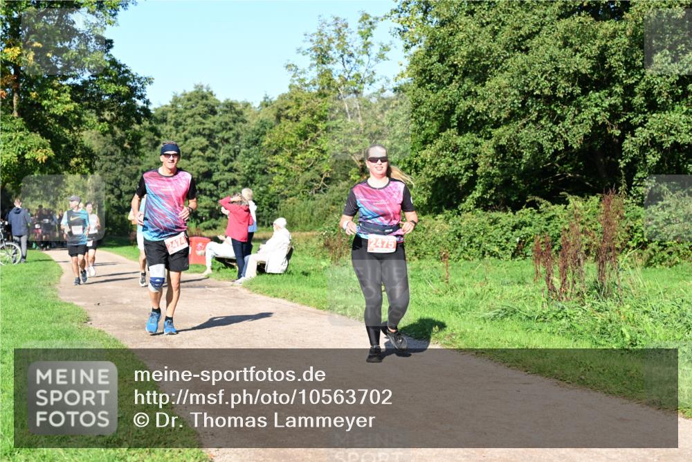 27.09.2026 - 35. Volkslauf durch das schöne Alstertal Dr. Thomas Lammeyer http://msf.ph/oto/10563702 27.09.2026 10:27:36 Laufen 2474, 2475 meine-sportfotos.de