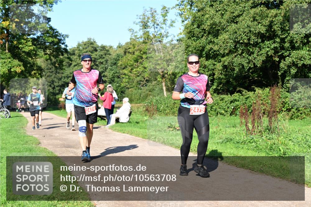 27.09.2026 - 35. Volkslauf durch das schöne Alstertal Dr. Thomas Lammeyer http://msf.ph/oto/10563708 27.09.2026 10:27:36 Laufen 2474, 2475 meine-sportfotos.de