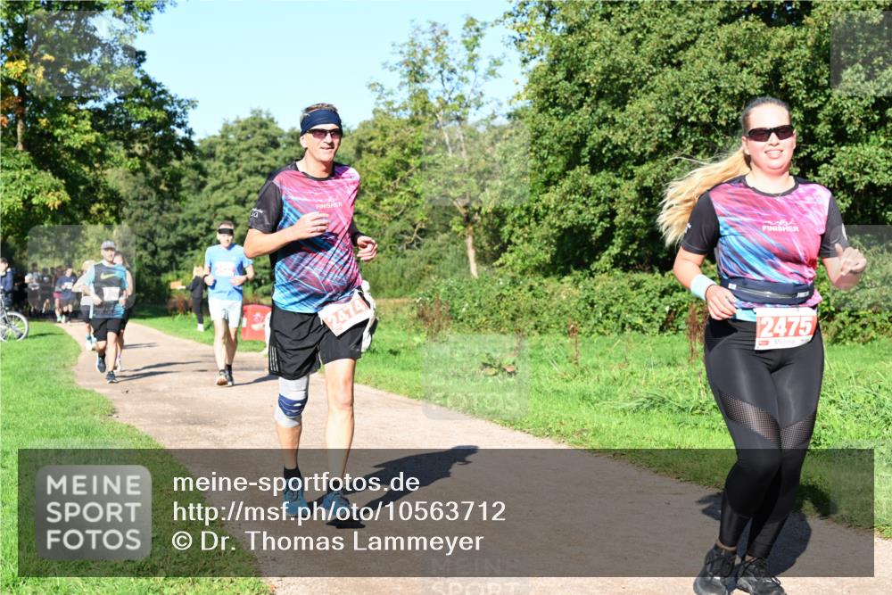 27.09.2026 - 35. Volkslauf durch das schöne Alstertal Dr. Thomas Lammeyer http://msf.ph/oto/10563712 27.09.2026 10:27:37 Laufen 2474, 2475 meine-sportfotos.de