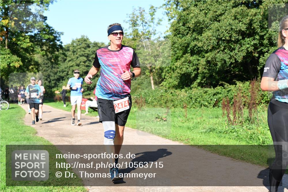 27.09.2026 - 35. Volkslauf durch das schöne Alstertal Dr. Thomas Lammeyer http://msf.ph/oto/10563715 27.09.2026 10:27:38 Laufen 2474 meine-sportfotos.de