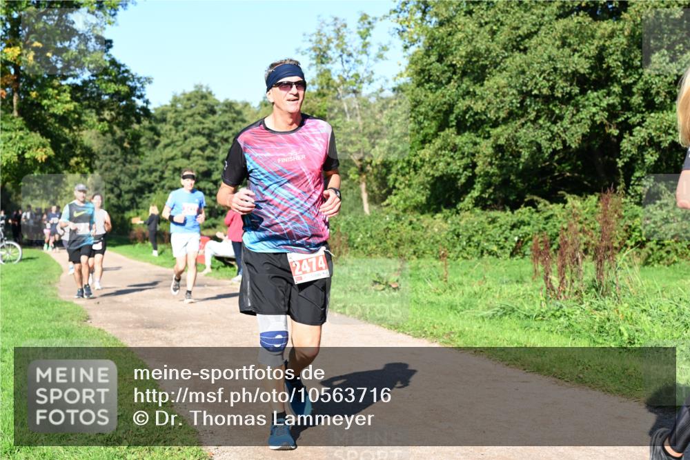 27.09.2026 - 35. Volkslauf durch das schöne Alstertal Dr. Thomas Lammeyer http://msf.ph/oto/10563716 27.09.2026 10:27:38 Laufen 2474 meine-sportfotos.de