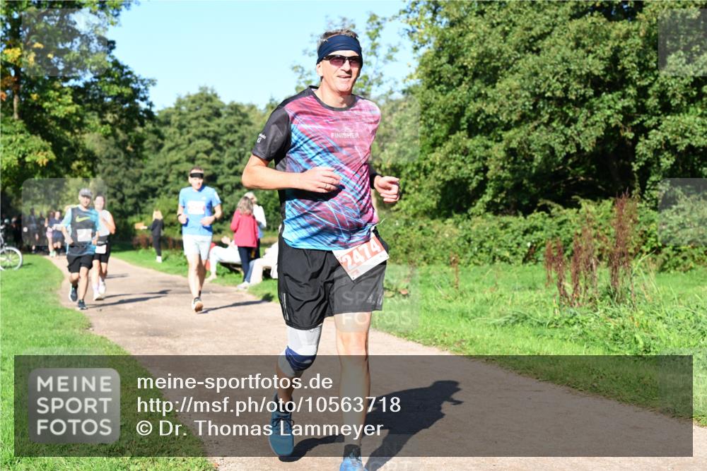 27.09.2026 - 35. Volkslauf durch das schöne Alstertal Dr. Thomas Lammeyer http://msf.ph/oto/10563718 27.09.2026 10:27:38 Laufen 2474 meine-sportfotos.de