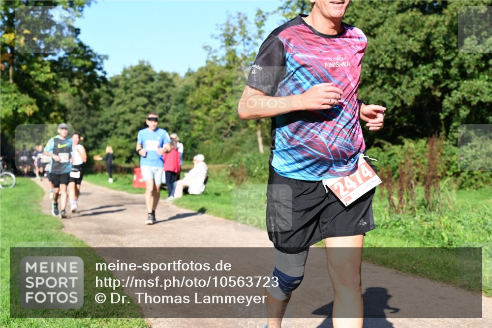 27.09.2026 - 35. Volkslauf durch das schöne Alstertal Dr. Thomas Lammeyer http://msf.ph/oto/10563723 27.09.2026 10:27:39 Laufen 2474 meine-sportfotos.de