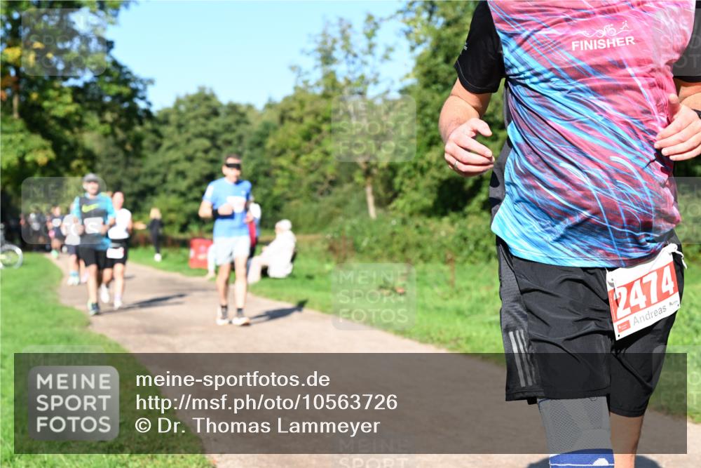 27.09.2026 - 35. Volkslauf durch das schöne Alstertal Dr. Thomas Lammeyer http://msf.ph/oto/10563726 27.09.2026 10:27:39 Laufen 2474 meine-sportfotos.de