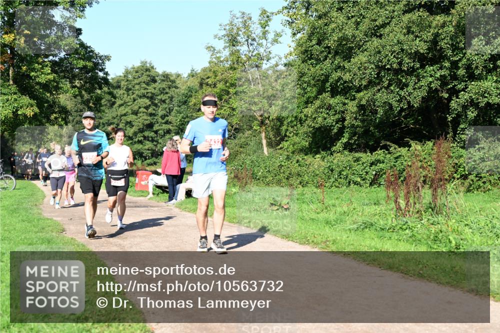 27.09.2026 - 35. Volkslauf durch das schöne Alstertal Dr. Thomas Lammeyer http://msf.ph/oto/10563732 27.09.2026 10:27:41 Laufen 432 meine-sportfotos.de