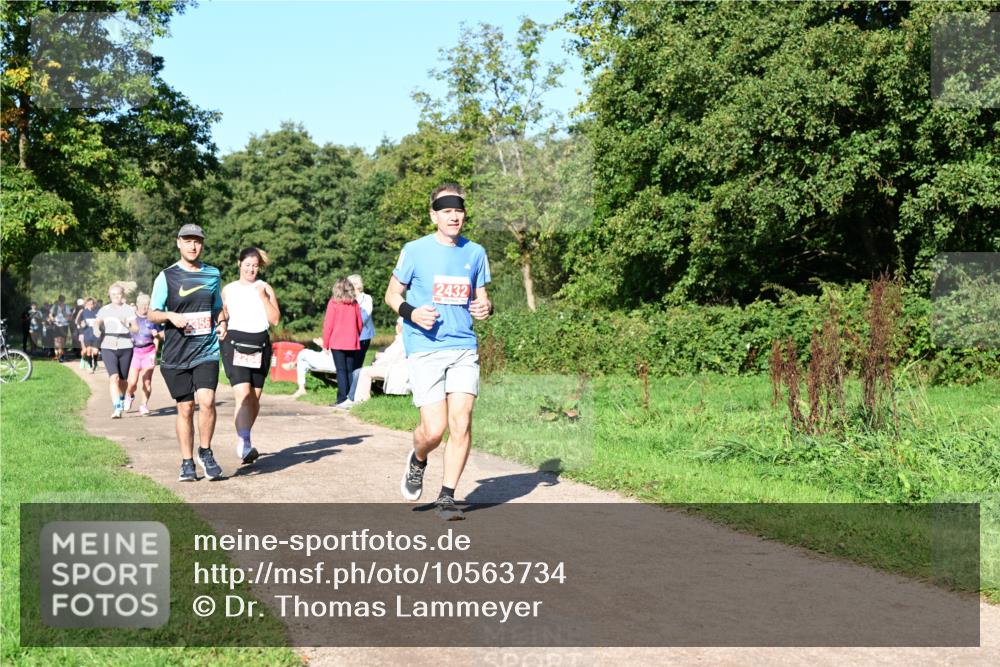 27.09.2026 - 35. Volkslauf durch das schöne Alstertal Dr. Thomas Lammeyer http://msf.ph/oto/10563734 27.09.2026 10:27:41 Laufen 2432, 356 meine-sportfotos.de